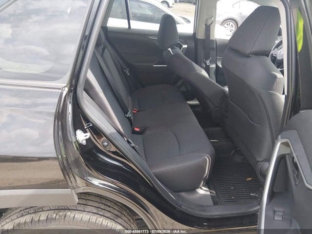 2025 TOYOTA RAV4 LE 8