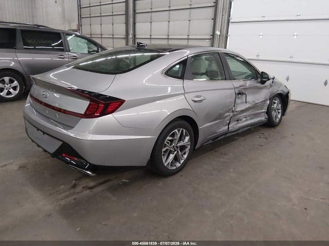2023 HYUNDAI SONATA SEL 4