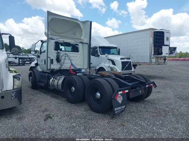 2020 INTERNATIONAL RH 3
