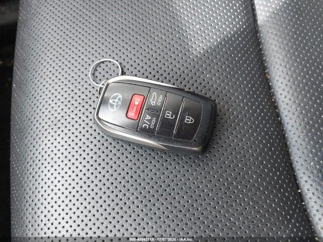 2022 TOYOTA RAV4 PRIME XSE 11