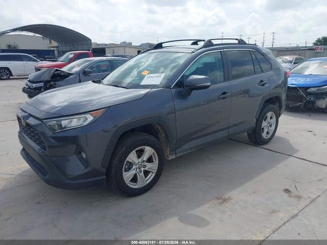 2021 TOYOTA RAV4 XLE 2