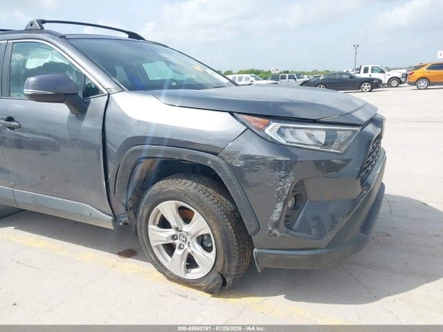 2021 TOYOTA RAV4 XLE 6