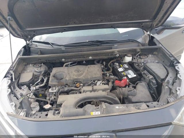2021 TOYOTA RAV4 XLE 10