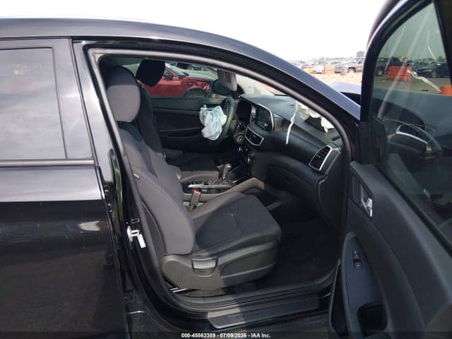 2021 HYUNDAI TUCSON SE 5