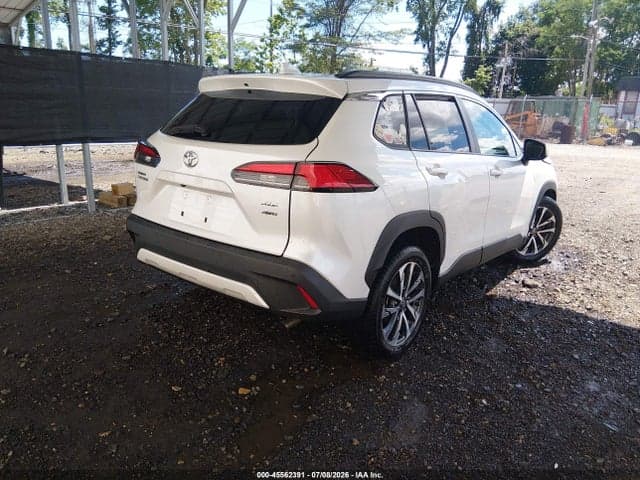 2023 TOYOTA COROLLA CROSS XLE 4