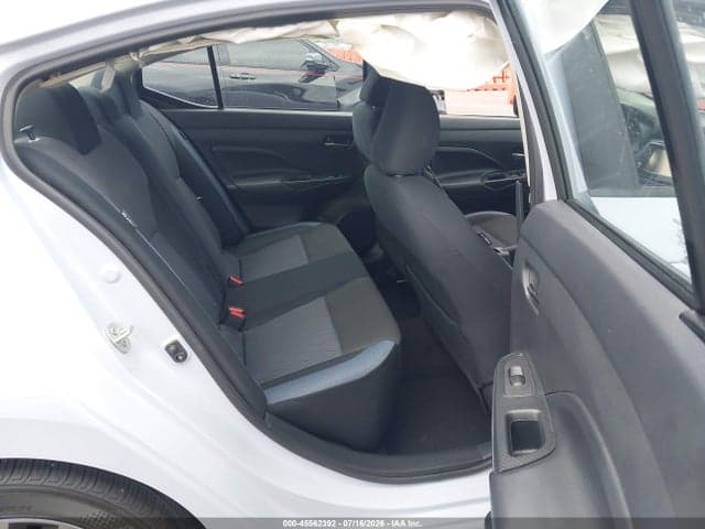 2024 NISSAN VERSA 1.6 SV 8