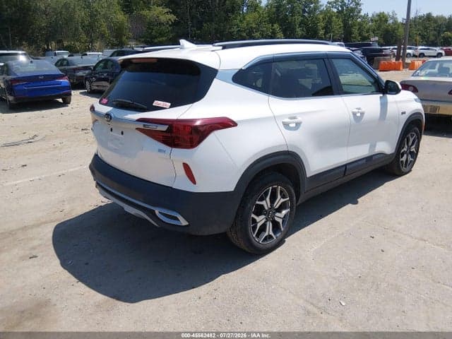 2021 KIA SELTOS EX 4