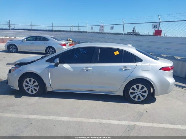 2026 TOYOTA COROLLA LE 17
