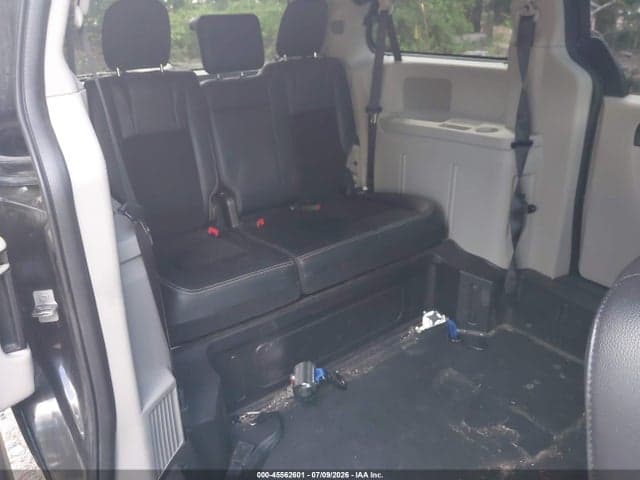 2017 DODGE GRAND CARAVAN SXT 8