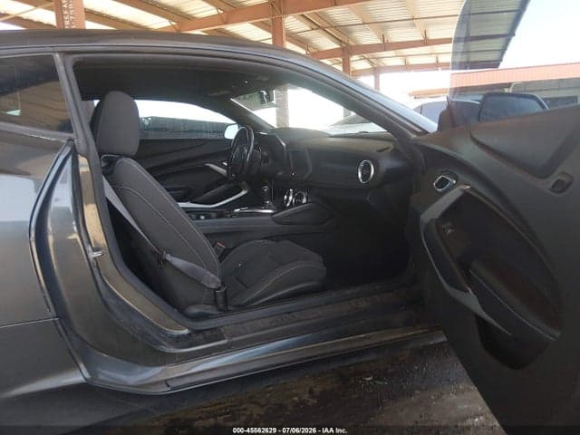 2017 CHEVROLET CAMARO 1LT 5