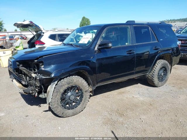 2020 TOYOTA 4RUNNER SR5 2