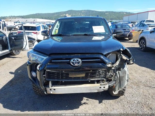 2020 TOYOTA 4RUNNER SR5 13