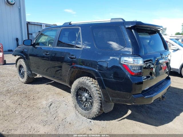 2020 TOYOTA 4RUNNER SR5 3
