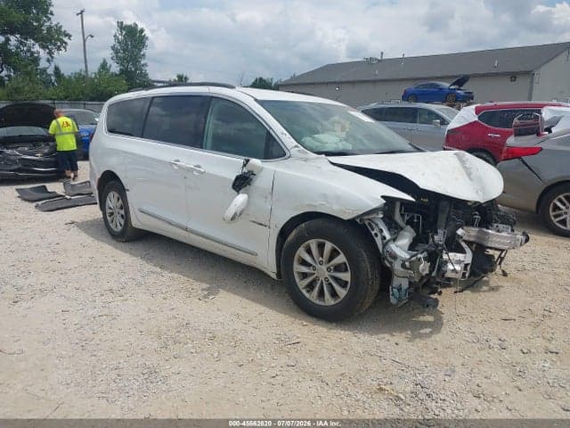 2017 CHRYSLER PACIFICA TOURING-L - 1