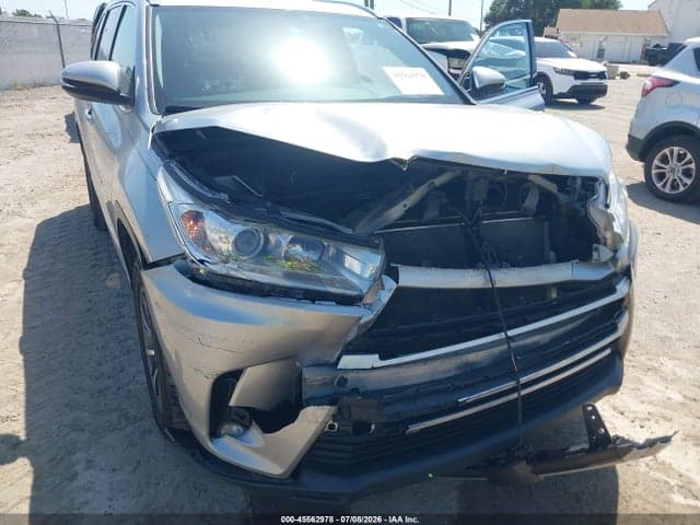 2018 TOYOTA HIGHLANDER XLE 6