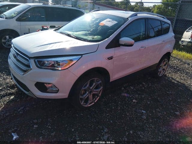 2017 FORD ESCAPE TITANIUM 2