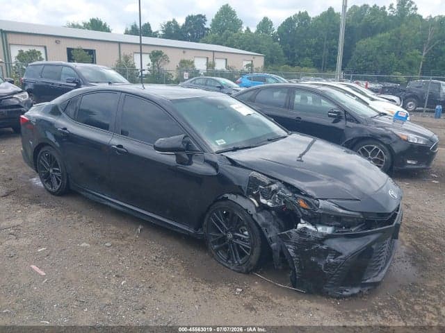2025 TOYOTA CAMRY SE - 1