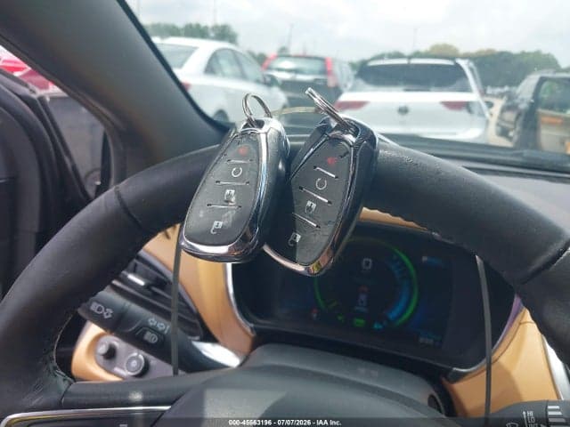 2017 CHEVROLET VOLT PREMIER 11