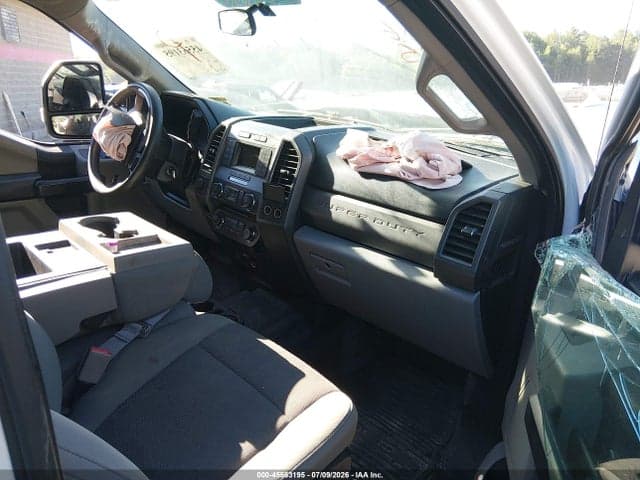 2017 FORD F-250 XL 5