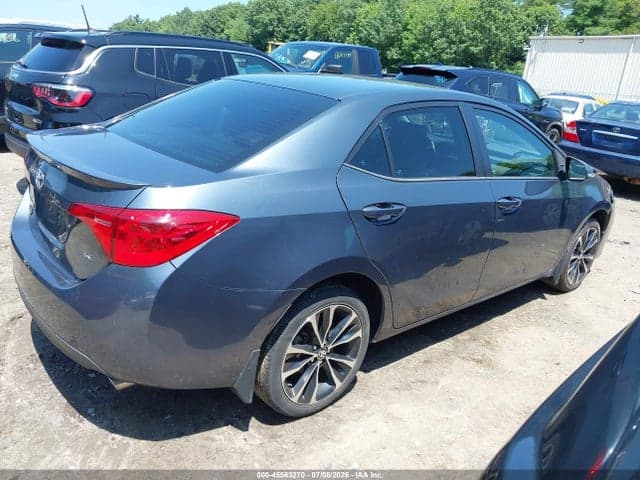 2017 TOYOTA COROLLA SE 4