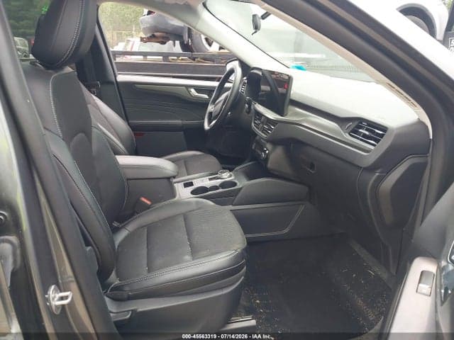 2025 FORD ESCAPE PHEV 5
