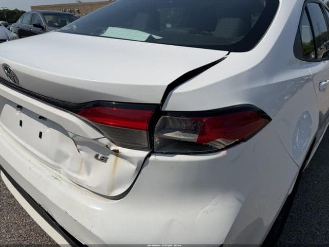 2020 TOYOTA COROLLA LE 11