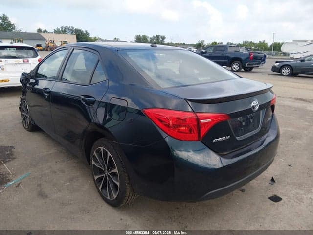 2017 TOYOTA COROLLA XSE 3