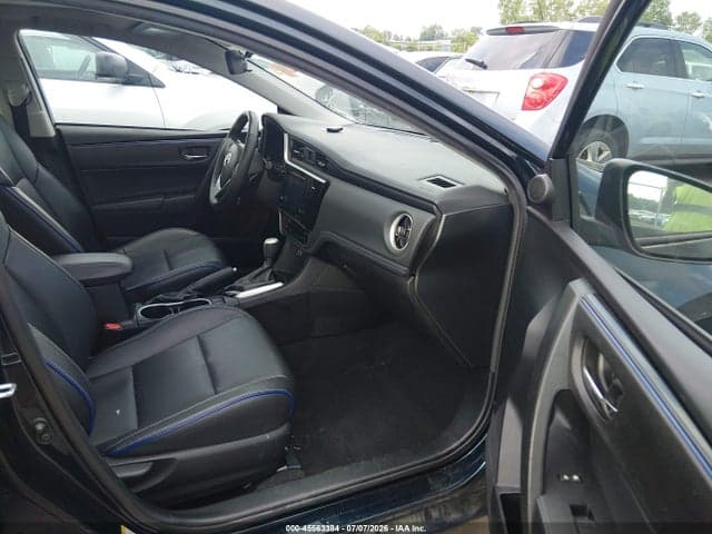 2017 TOYOTA COROLLA XSE 5