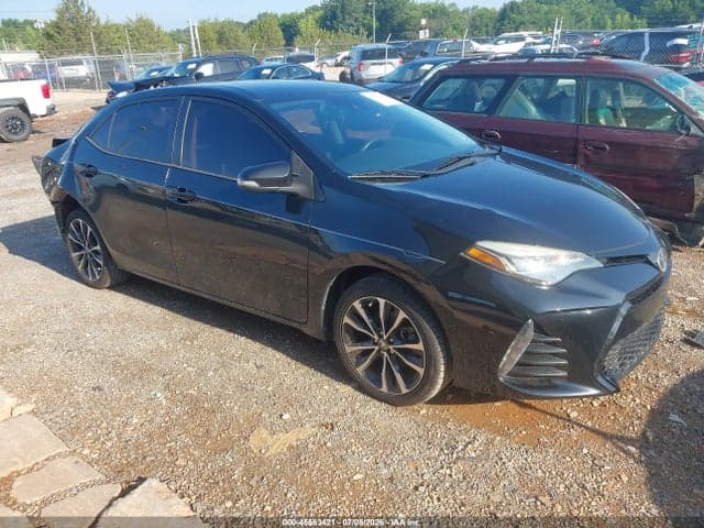 2019 TOYOTA COROLLA SE 1