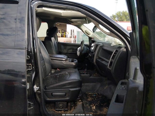 2018 RAM 2500 TRADESMAN 4X4 6'4 BOX 5