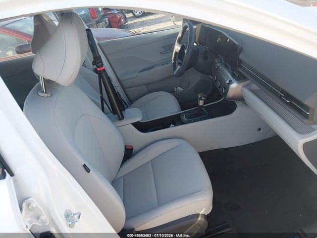 2026 HYUNDAI KONA SE 5