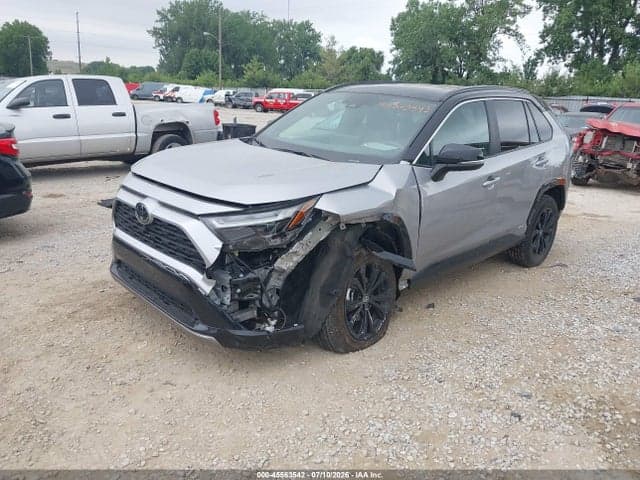 2025 TOYOTA RAV4 HYBRID XSE 2