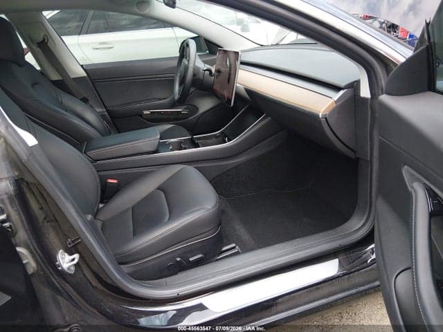 2018 TESLA MODEL 3 LONG RANGE/PERFORMANCE 5