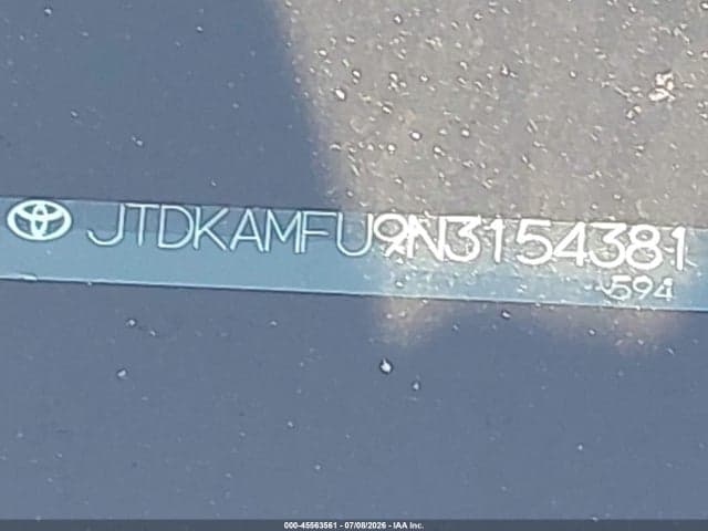 2022 TOYOTA PRIUS LE 17