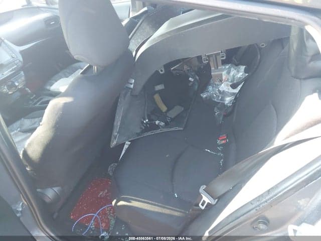 2022 TOYOTA PRIUS LE 8