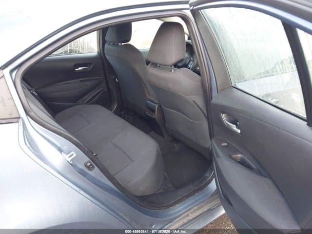 2021 TOYOTA COROLLA LE 8