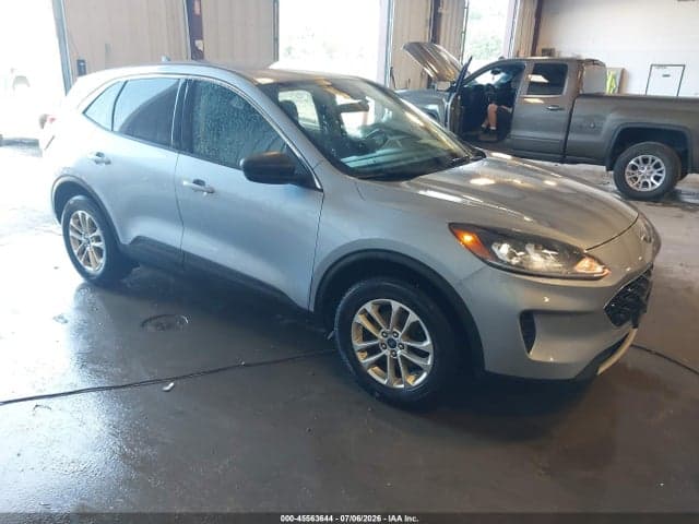 2022 FORD ESCAPE SE 1