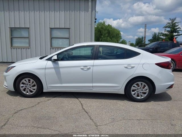2020 HYUNDAI ELANTRA SE 17