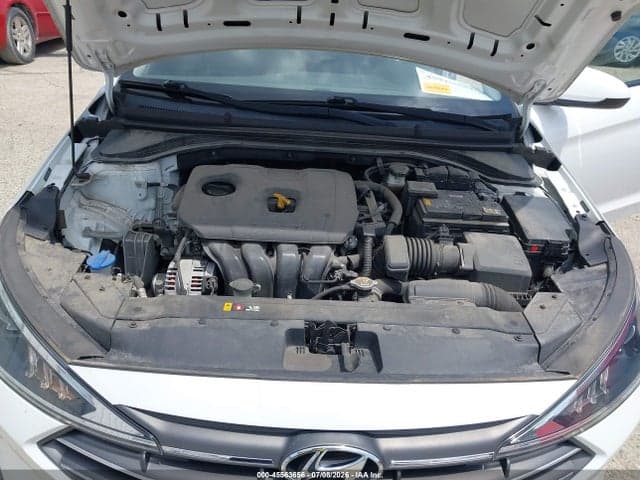 2020 HYUNDAI ELANTRA SE 10