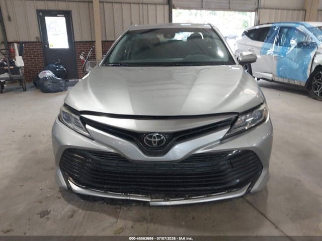 2018 TOYOTA CAMRY LE 12