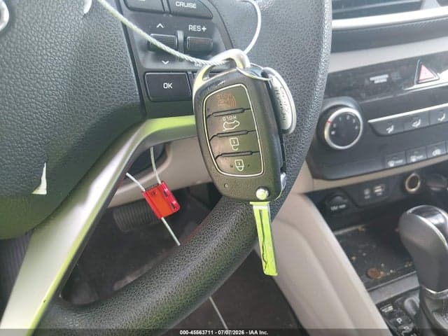 2019 HYUNDAI TUCSON SE 11