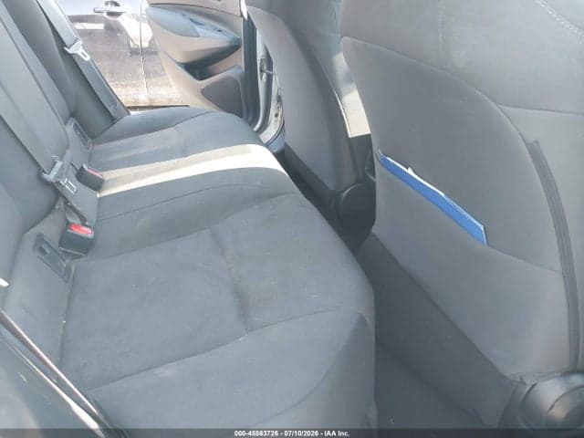 2021 TOYOTA COROLLA LE 8