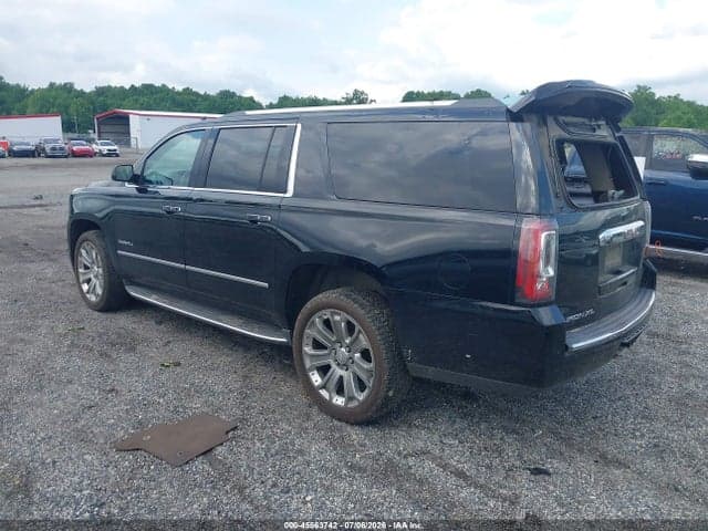 2018 GMC YUKON XL DENALI 3
