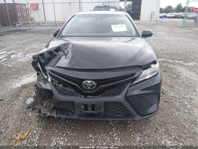 2019 TOYOTA CAMRY SE 12
