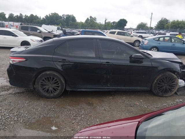 2019 TOYOTA CAMRY SE 13