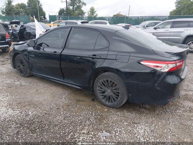 2019 TOYOTA CAMRY SE 3