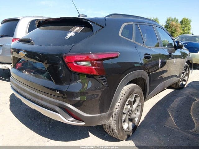 2024 CHEVROLET TRAX FWD LT 4