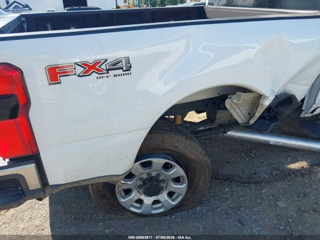 2024 FORD F-350 XLT 6