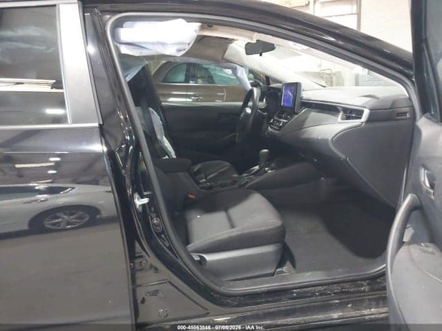 2024 TOYOTA COROLLA LE 5