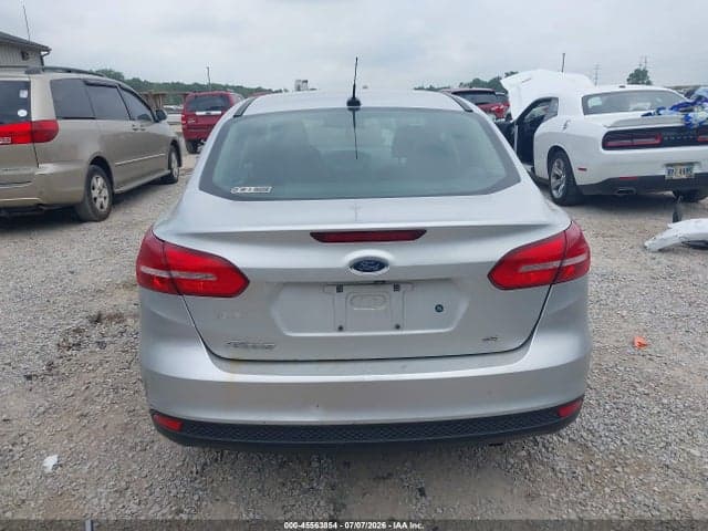 2018 FORD FOCUS SE 16